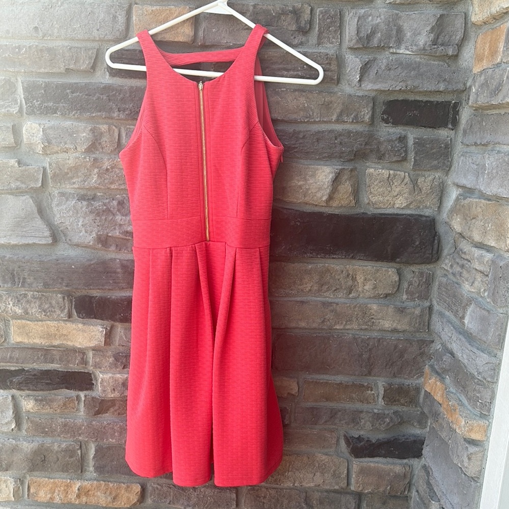 Elegant Red Sleeveless Dress
